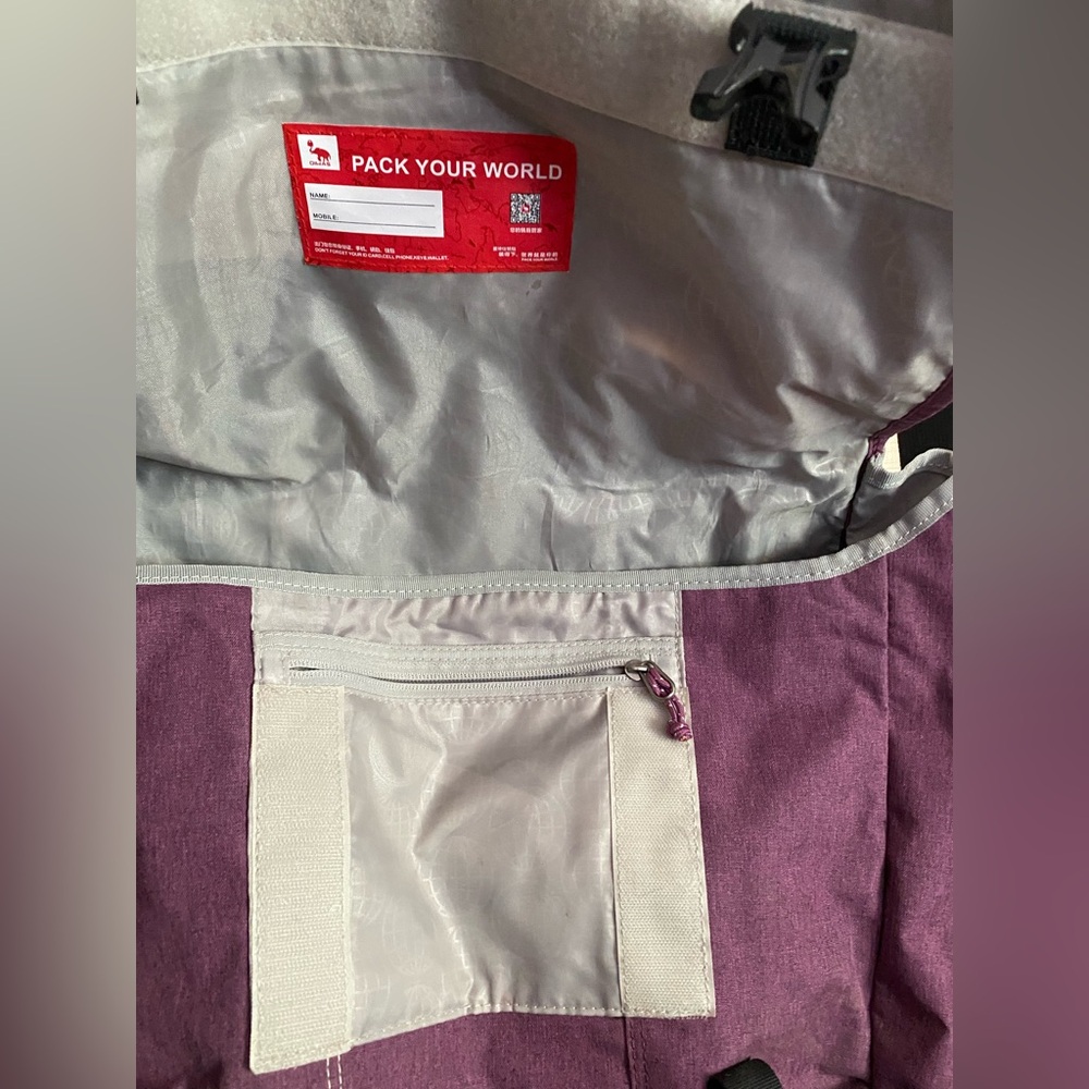 Traveling this year? Oiwas Messenger Bag ~ Purple Canvas Satche - Picture 5 of 8